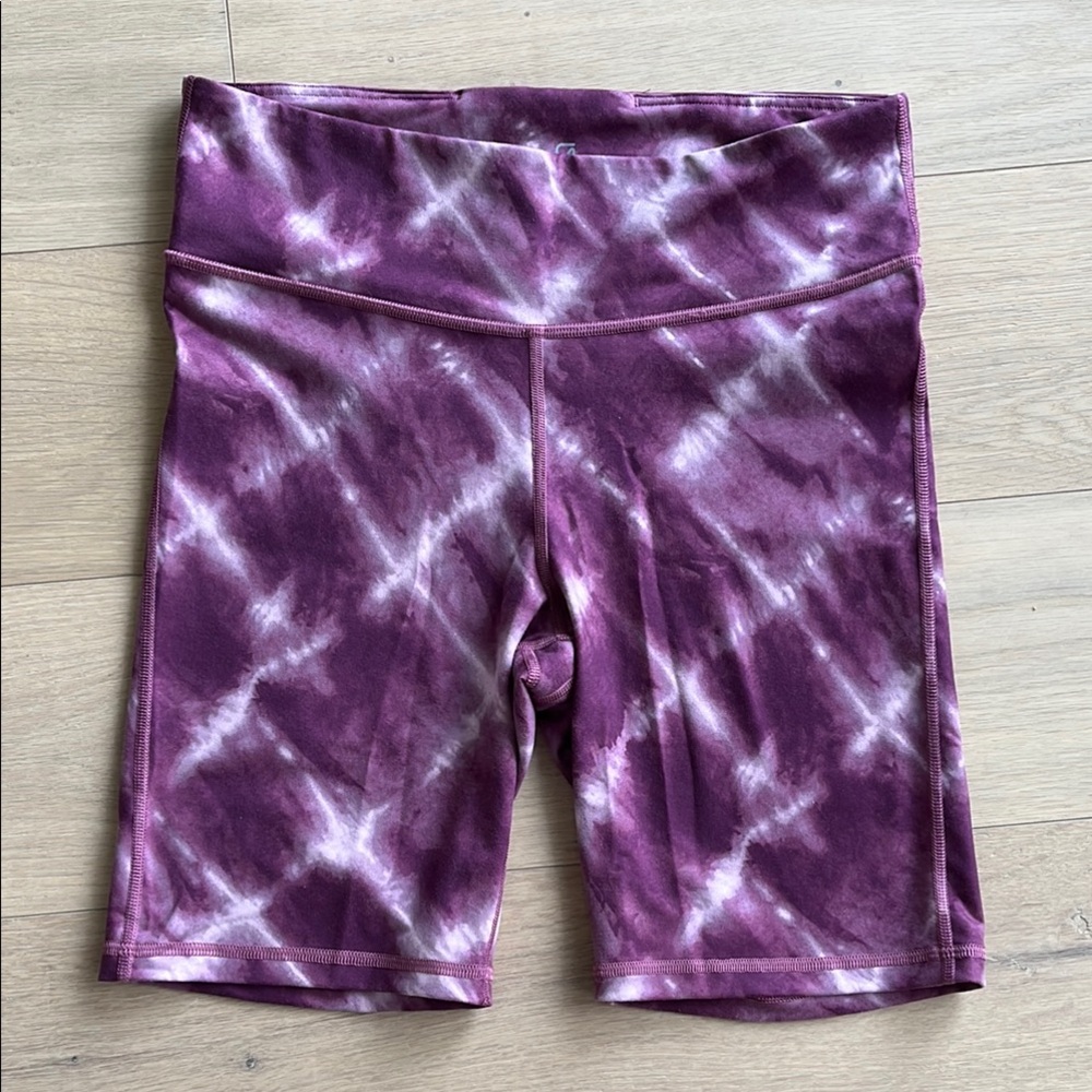 GapFit Women's Purple Tie-Dye Bicycle Shorts/Leggings